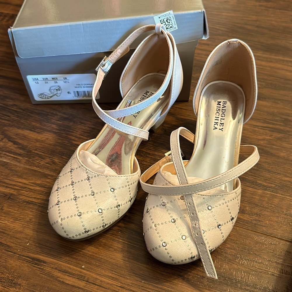 Girls Badgley Mischka dress shoes
